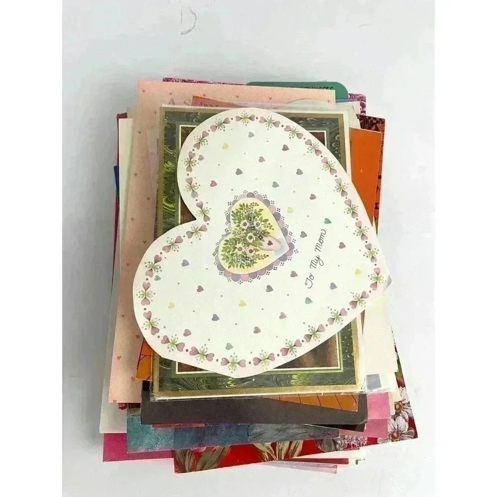 VTG 31 Greeting Cards Valentines Day Birthday Holiday Bears‎ Hearts UNUSED